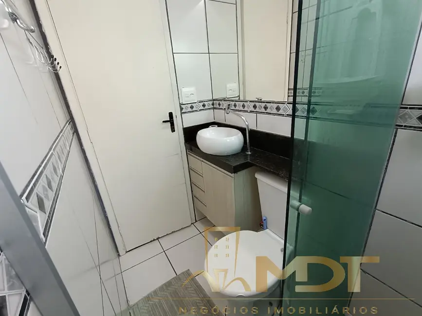 Apartamento com 2 quartos à venda, 60m2 em Heliópolis, Belo Horizonte - MG - imagem 6 Foto 6 de Apartamento com 2 quartos à venda, 60m2 em Heliópolis, Belo Horizonte - MG