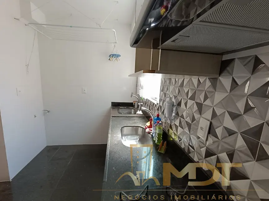 Apartamento com 2 quartos à venda, 60m2 em Heliópolis, Belo Horizonte - MG - imagem 8 Foto 8 de Apartamento com 2 quartos à venda, 60m2 em Heliópolis, Belo Horizonte - MG