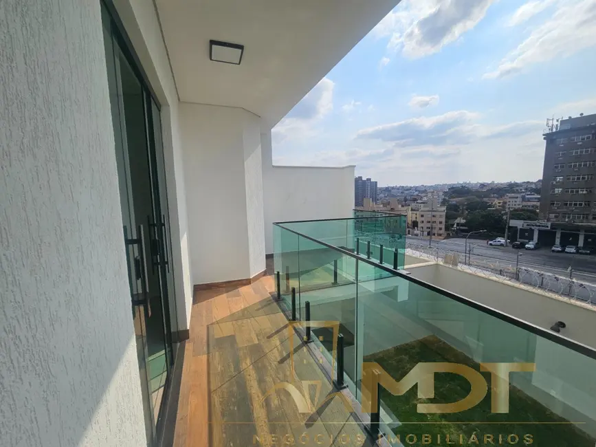 Foto 9 de Casa com 4 quartos à venda, 209m2 em Planalto, Belo Horizonte - MG