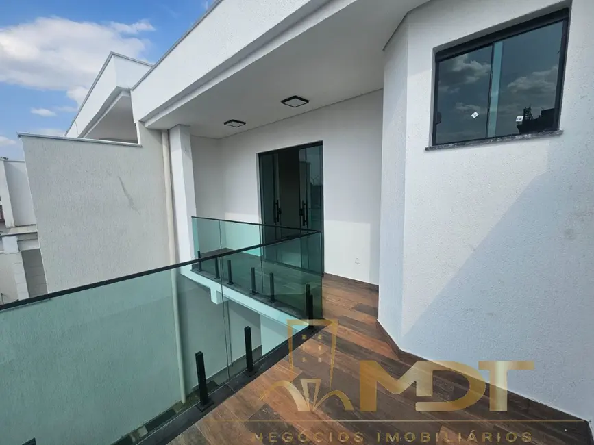 Foto 6 de Casa com 4 quartos à venda, 209m2 em Planalto, Belo Horizonte - MG