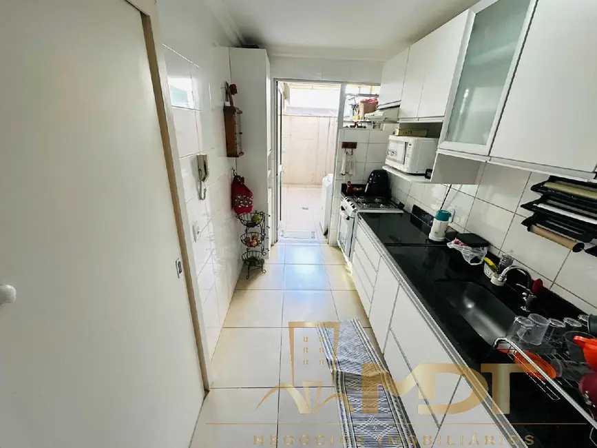 Foto 6 de Apartamento com 2 quartos à venda, 65m2 em Santa Amélia, Belo Horizonte - MG