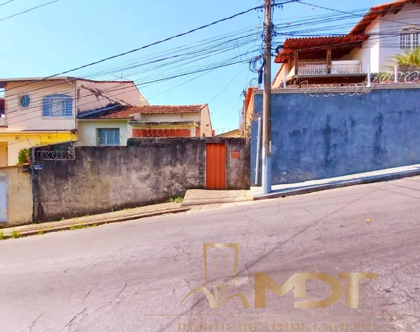 Foto 6 de Casa com 2 quartos à venda, 114m2 em Santa Cruz, Belo Horizonte - MG