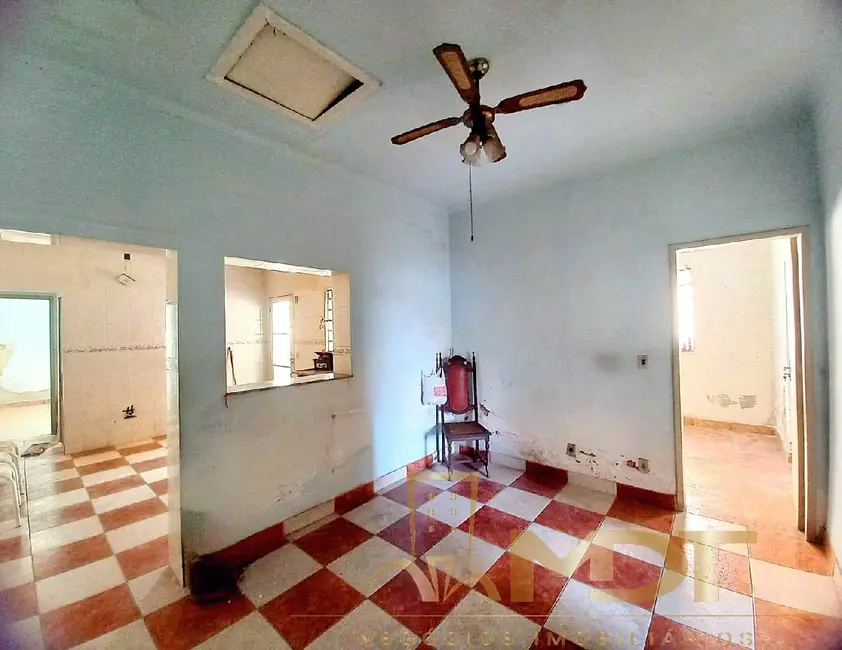 Foto 3 de Casa com 2 quartos à venda, 114m2 em Santa Cruz, Belo Horizonte - MG