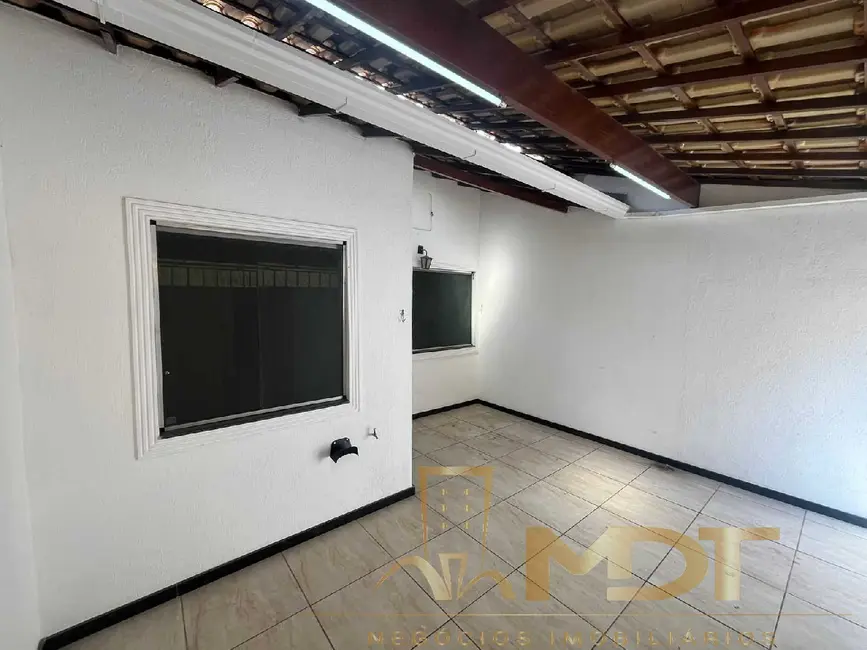 Foto 8 de Casa com 2 quartos à venda, 71m2 em Santa Mônica, Belo Horizonte - MG