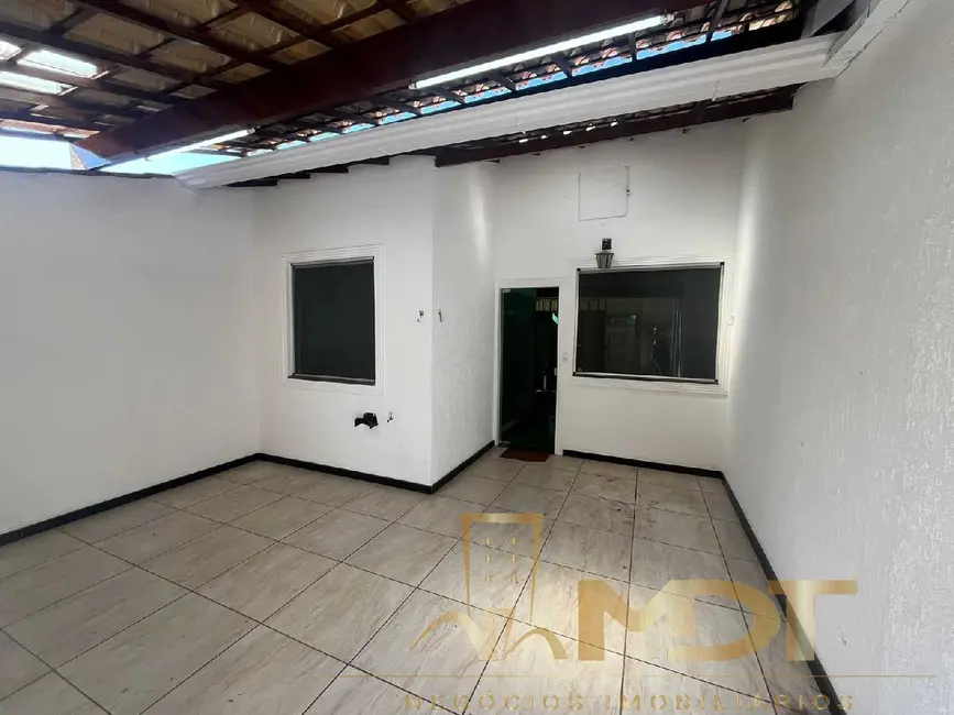 Foto 1 de Casa com 2 quartos à venda, 71m2 em Santa Mônica, Belo Horizonte - MG