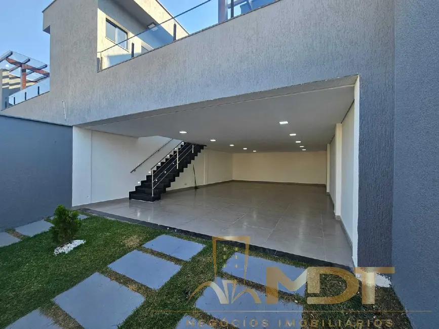 Casa com 3 quartos à venda, 190m2 em Santa Amélia, Belo Horizonte - MG - imagem 4 Foto 4 de Casa com 3 quartos à venda, 190m2 em Santa Amélia, Belo Horizonte - MG