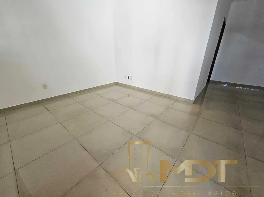 Casa com 3 quartos à venda, 105m2 em Rio Branco, Belo Horizonte - MG - imagem 5 Foto 5 de Casa com 3 quartos à venda, 105m2 em Rio Branco, Belo Horizonte - MG