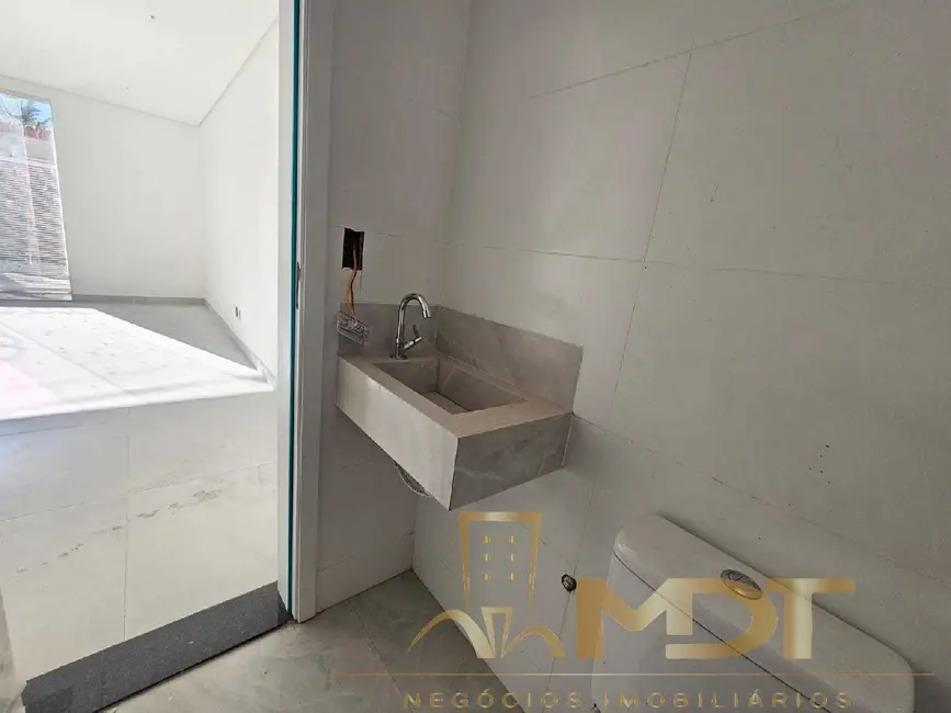 Casa com 3 quartos à venda, 163m2 em Planalto, Belo Horizonte - MG - imagem 8 Foto 8 de Casa com 3 quartos à venda, 163m2 em Planalto, Belo Horizonte - MG