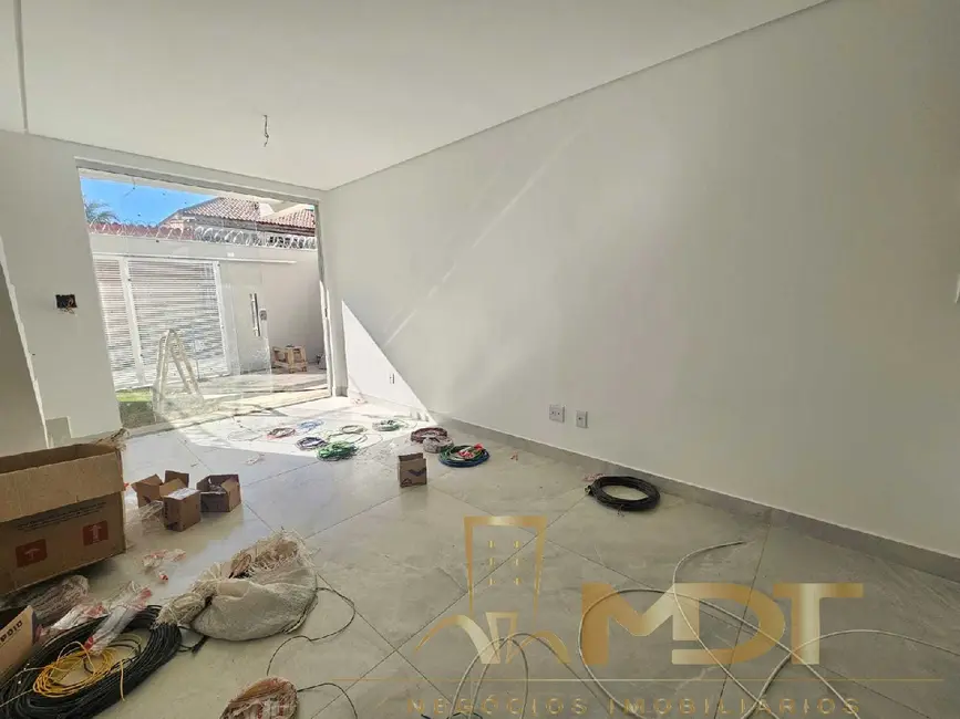 Casa com 2 quartos à venda, 130m2 em Planalto, Belo Horizonte - MG - imagem 5 Foto 5 de Casa com 2 quartos à venda, 130m2 em Planalto, Belo Horizonte - MG