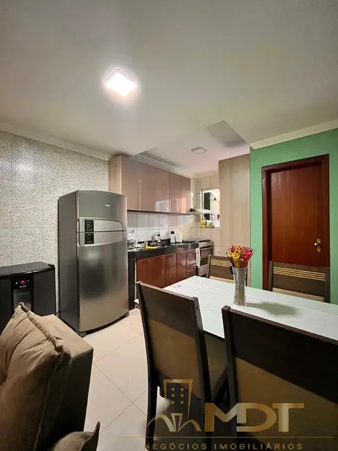 Foto 1 de Casa com 2 quartos à venda, 80m2 em Céu Azul, Belo Horizonte - MG
