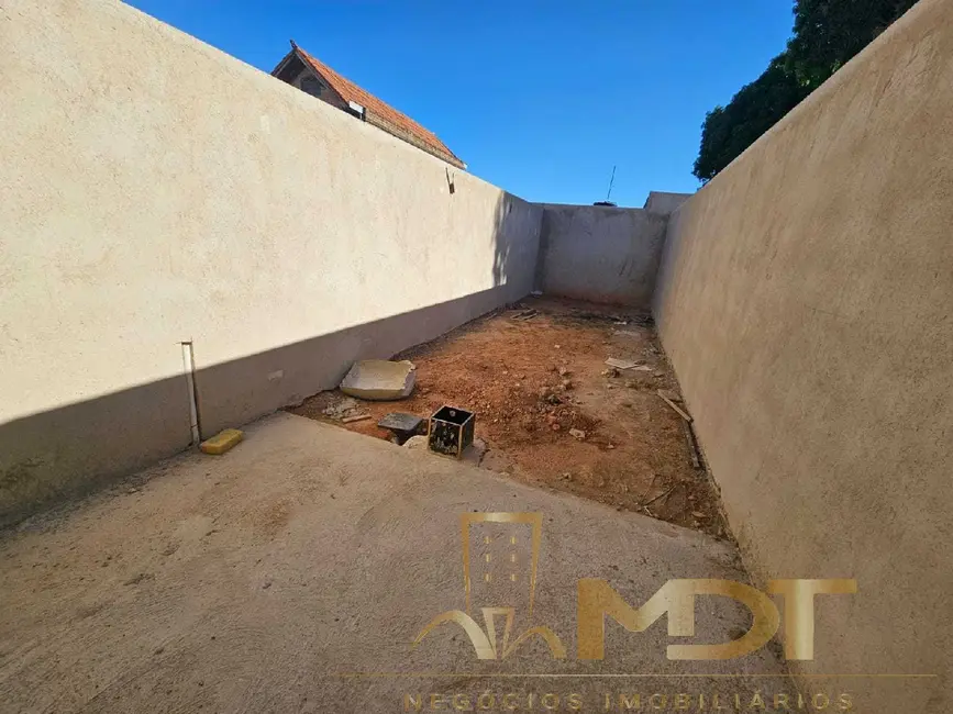 Casa com 2 quartos à venda, 65m2 em Jardim dos Comerciários (Venda Nova), Belo Horizonte - MG - imagem 9 Foto 9 de Casa com 2 quartos à venda, 65m2 em Jardim dos Comerciários (Venda Nova), Belo Horizonte - MG