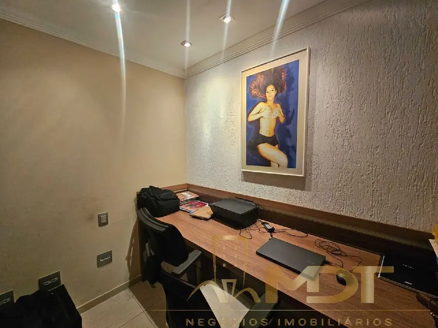 Casa com 3 quartos à venda, 136m2 em Vila Cloris, Belo Horizonte - MG - imagem 3 Foto 3 de Casa com 3 quartos à venda, 136m2 em Vila Cloris, Belo Horizonte - MG