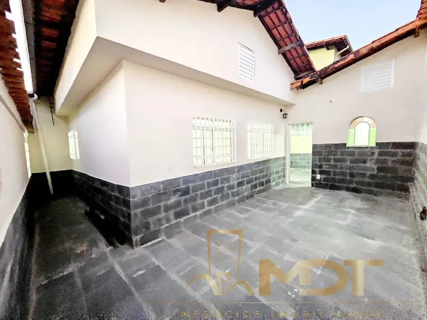 Foto 1 de Casa com 3 quartos à venda, 130m2 em Campo Alegre, Belo Horizonte - MG