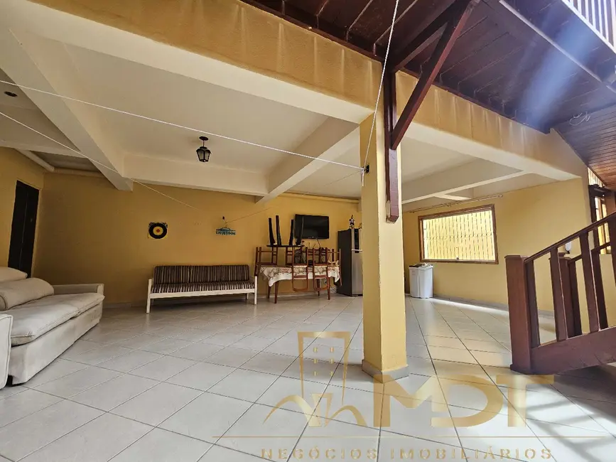 Casa com 4 quartos à venda, 145m2 em Santa Amélia, Belo Horizonte - MG - imagem 5 Foto 5 de Casa com 4 quartos à venda, 145m2 em Santa Amélia, Belo Horizonte - MG