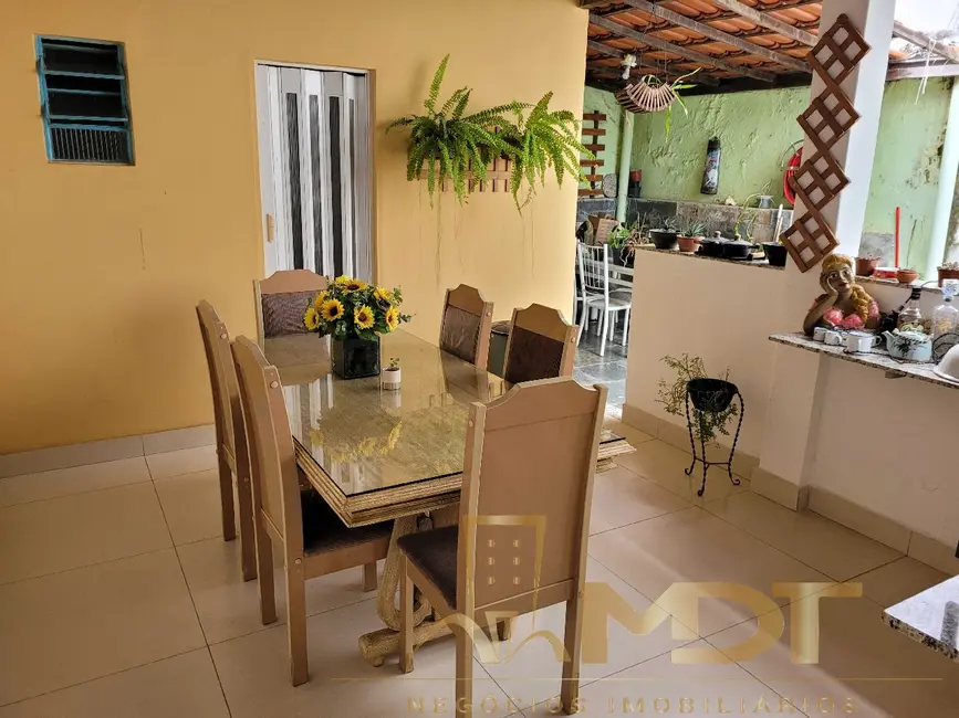 Casa com 2 quartos à venda, 85m2 em Santa Mônica, Belo Horizonte - MG - imagem 8 Foto 8 de Casa com 2 quartos à venda, 85m2 em Santa Mônica, Belo Horizonte - MG