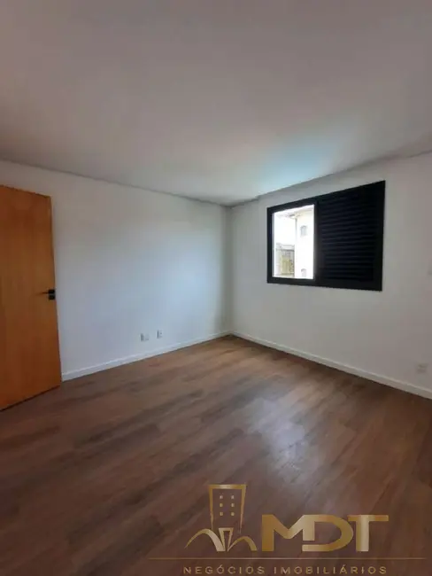 Foto 8 de Apartamento com 4 quartos à venda, 157m2 em Itapoã, Belo Horizonte - MG