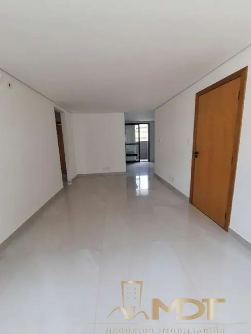 Foto 2 de Apartamento com 3 quartos à venda, 81m2 em Itapoã, Belo Horizonte - MG