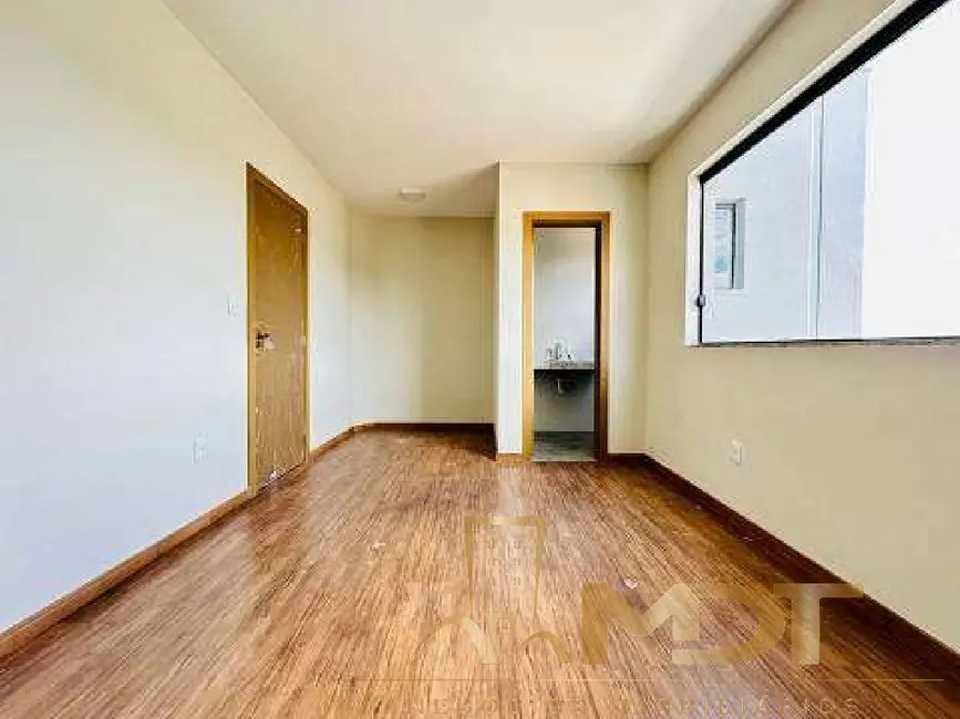Casa com 3 quartos à venda, 128m2 em Santa Mônica, Belo Horizonte - MG - imagem 9 Foto 9 de Casa com 3 quartos à venda, 128m2 em Santa Mônica, Belo Horizonte - MG