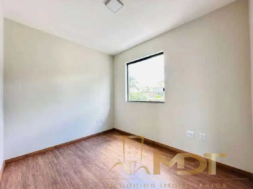 Casa com 3 quartos à venda, 128m2 em Santa Mônica, Belo Horizonte - MG - imagem 8 Foto 8 de Casa com 3 quartos à venda, 128m2 em Santa Mônica, Belo Horizonte - MG