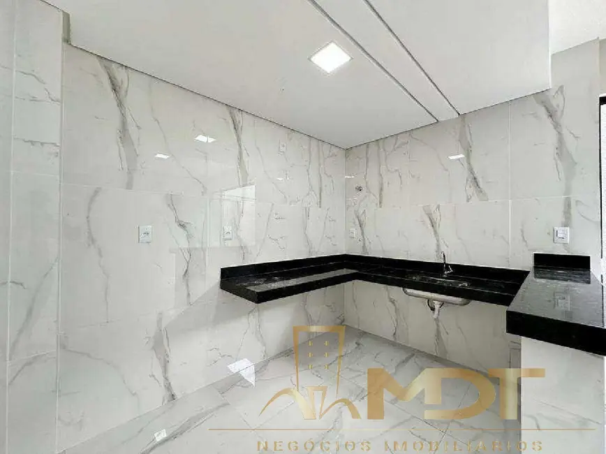 Foto 7 de Casa com 3 quartos à venda, 168m2 em Santa Mônica, Belo Horizonte - MG