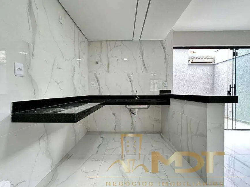 Foto 6 de Casa com 3 quartos à venda, 168m2 em Santa Mônica, Belo Horizonte - MG