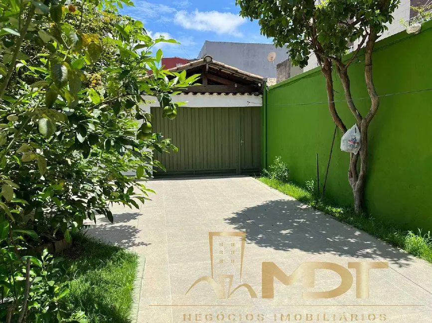 Foto 3 de Casa com 4 quartos à venda, 178m2 em Santa Mônica, Belo Horizonte - MG