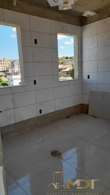 Foto 5 de Apartamento com 3 quartos à venda, 96m2 em Santa Mônica, Belo Horizonte - MG