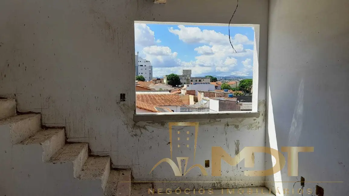 Foto 3 de Apartamento com 3 quartos à venda, 96m2 em Santa Mônica, Belo Horizonte - MG