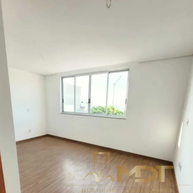 Casa com 3 quartos à venda, 113m2 em Santa Rosa, Belo Horizonte - MG - imagem 5 Foto 5 de Casa com 3 quartos à venda, 113m2 em Santa Rosa, Belo Horizonte - MG