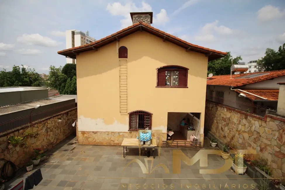 Foto 5 de Casa com 5 quartos à venda, 400m2 em Vila Cloris, Belo Horizonte - MG