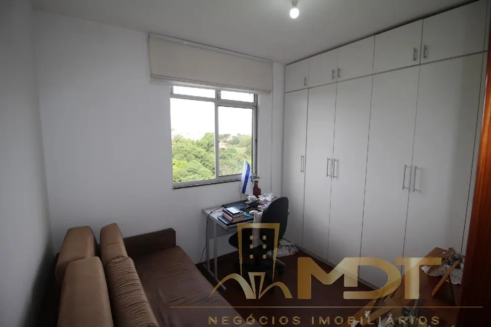 Foto 4 de Apartamento com 2 quartos à venda, 48m2 em Planalto, Belo Horizonte - MG