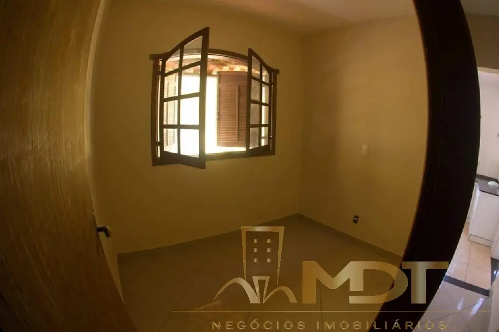 Foto 7 de Casa com 3 quartos à venda, 90m2 em Belo Vale, Santa Luzia - MG