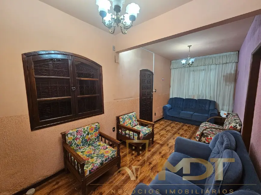 Foto 9 de Casa com 4 quartos à venda em Santa Amélia, Belo Horizonte - MG