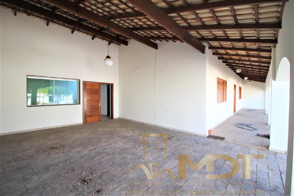 Casa com 3 quartos à venda, 260m2 em Braúnas, Belo Horizonte - MG - imagem 5 Foto 5 de Casa com 3 quartos à venda, 260m2 em Braúnas, Belo Horizonte - MG