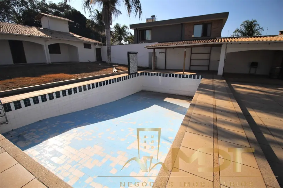 Casa com 3 quartos à venda, 260m2 em Braúnas, Belo Horizonte - MG - imagem 4 Foto 4 de Casa com 3 quartos à venda, 260m2 em Braúnas, Belo Horizonte - MG