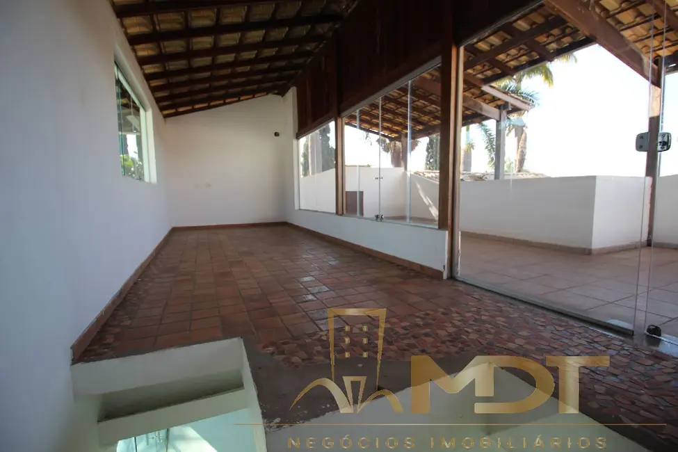 Casa com 4 quartos à venda, 500m2 em Garças, Belo Horizonte - MG - imagem 9 Foto 9 de Casa com 4 quartos à venda, 500m2 em Garças, Belo Horizonte - MG