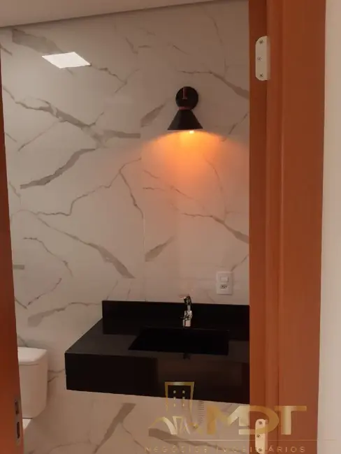 Casa de Condomínio com 3 quartos à venda, 90m2 em Sao Jose Da Lapa - MG - imagem 9 Foto 9 de Casa de Condomínio com 3 quartos à venda, 90m2 em Sao Jose Da Lapa - MG