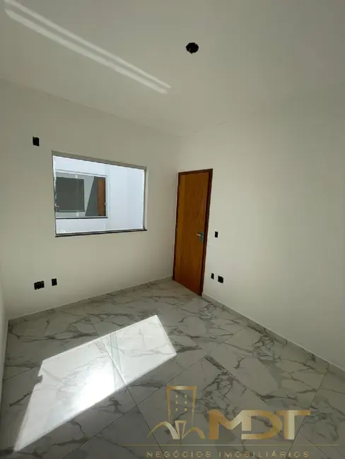 Casa de Condomínio com 3 quartos à venda, 80m2 em Sao Jose Da Lapa - MG - imagem 6 Foto 6 de Casa de Condomínio com 3 quartos à venda, 80m2 em Sao Jose Da Lapa - MG