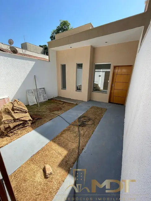 Foto 1 de Casa de Condomínio com 3 quartos à venda, 80m2 em Sao Jose Da Lapa - MG