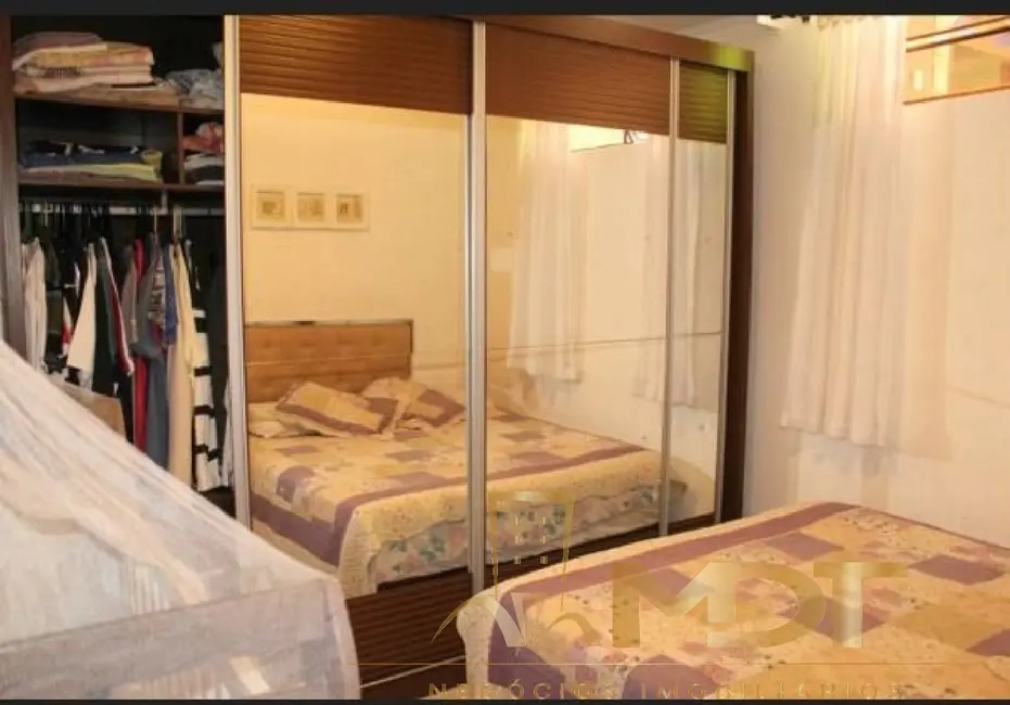 Foto 2 de Casa com 3 quartos à venda, 140m2 em Mantiqueira, Belo Horizonte - MG