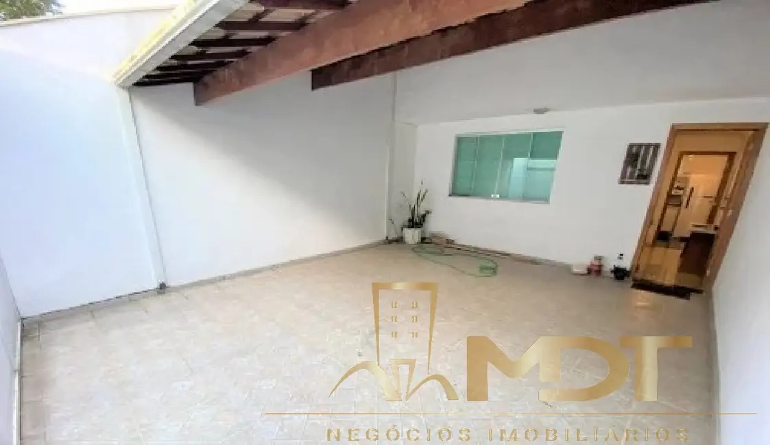 Foto 2 de Casa com 3 quartos à venda, 180m2 em Jardim Atlântico, Belo Horizonte - MG
