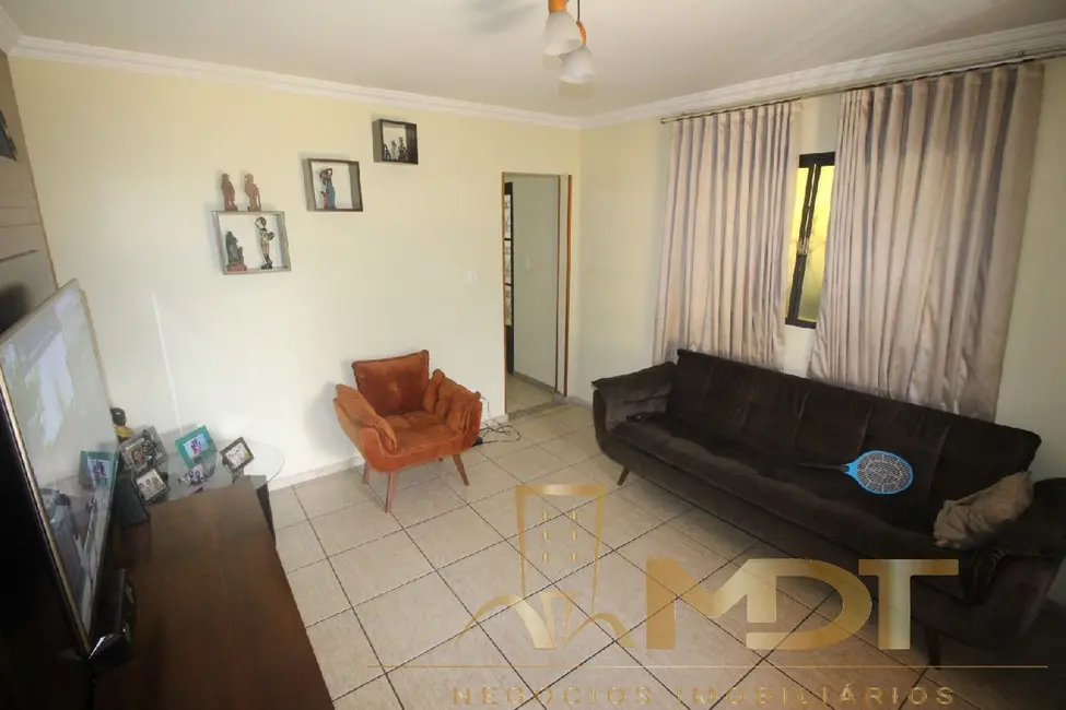 Casa com 3 quartos à venda, 200m2 em Mantiqueira, Belo Horizonte - MG - imagem 4 Foto 4 de Casa com 3 quartos à venda, 200m2 em Mantiqueira, Belo Horizonte - MG