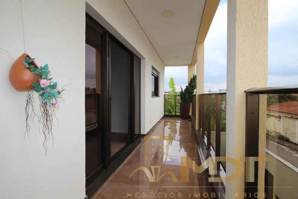 Casa com 5 quartos à venda, 220m2 em Copacabana, Belo Horizonte - MG - imagem 6 Foto 6 de Casa com 5 quartos à venda, 220m2 em Copacabana, Belo Horizonte - MG