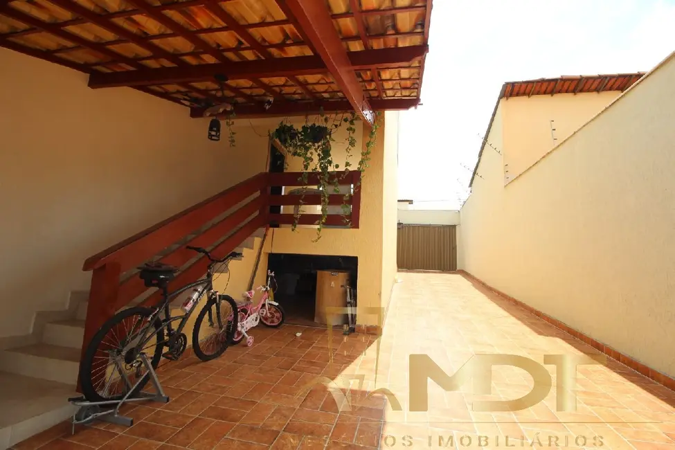 Casa com 5 quartos à venda, 220m2 em Copacabana, Belo Horizonte - MG - imagem 7 Foto 7 de Casa com 5 quartos à venda, 220m2 em Copacabana, Belo Horizonte - MG