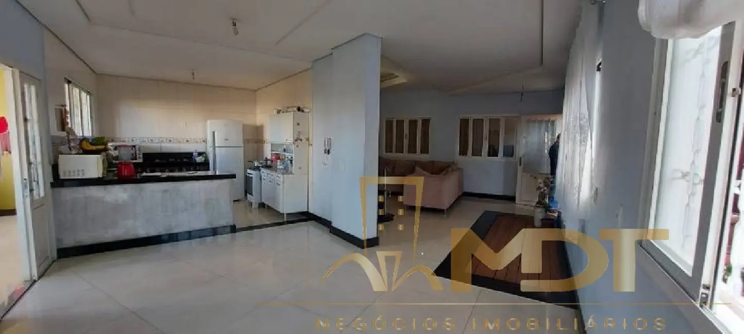 Casa de Condomínio com 4 quartos à venda, 300m2 em Planalto, Belo Horizonte - MG - imagem 3 Foto 3 de Casa de Condomínio com 4 quartos à venda, 300m2 em Planalto, Belo Horizonte - MG