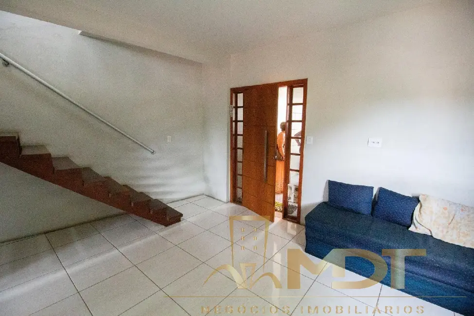 Foto 2 de Casa com 3 quartos à venda, 112m2 em Mantiqueira, Belo Horizonte - MG