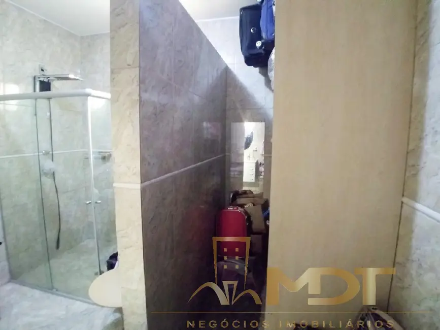 Casa com 5 quartos à venda, 300m2 em Planalto, Belo Horizonte - MG - imagem 6 Foto 6 de Casa com 5 quartos à venda, 300m2 em Planalto, Belo Horizonte - MG