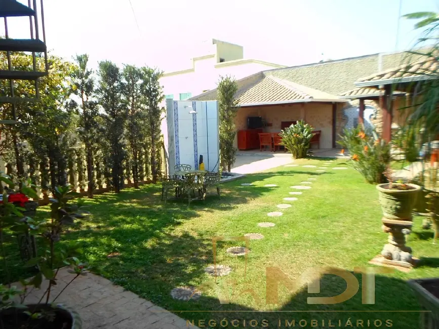 Casa com 4 quartos à venda, 463m2 em Trevo, Belo Horizonte - MG - imagem 4 Foto 4 de Casa com 4 quartos à venda, 463m2 em Trevo, Belo Horizonte - MG