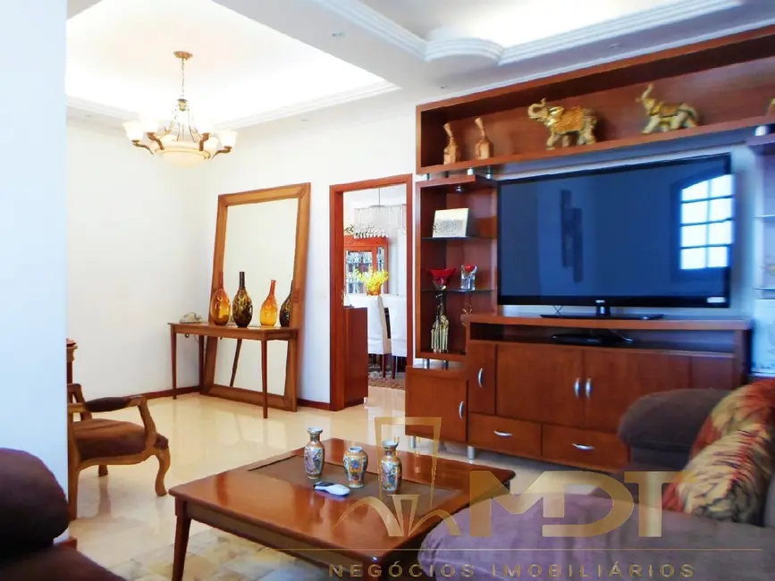 Casa com 4 quartos à venda, 463m2 em Trevo, Belo Horizonte - MG - imagem 5 Foto 5 de Casa com 4 quartos à venda, 463m2 em Trevo, Belo Horizonte - MG