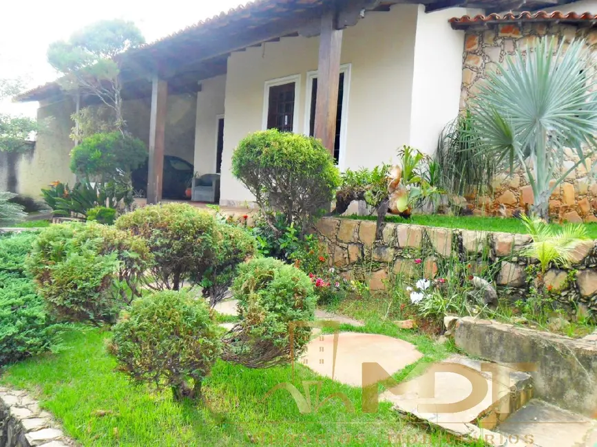 Casa com 6 quartos à venda, 361m2 em Trevo, Belo Horizonte - MG - imagem 2 Foto 2 de Casa com 6 quartos à venda, 361m2 em Trevo, Belo Horizonte - MG
